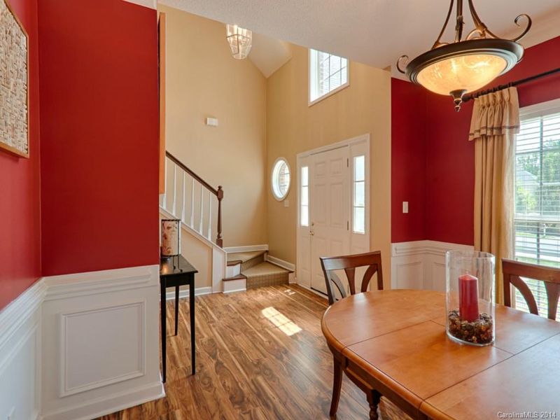 1903 Thornblade Ridge Dr, Matthews, NC 28105