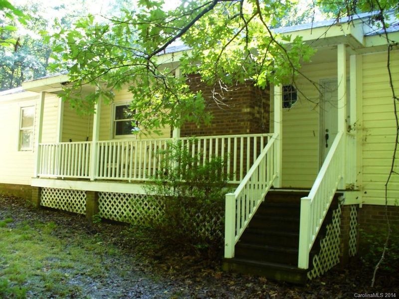 1153 Mac Ln, Stanley, NC 28164