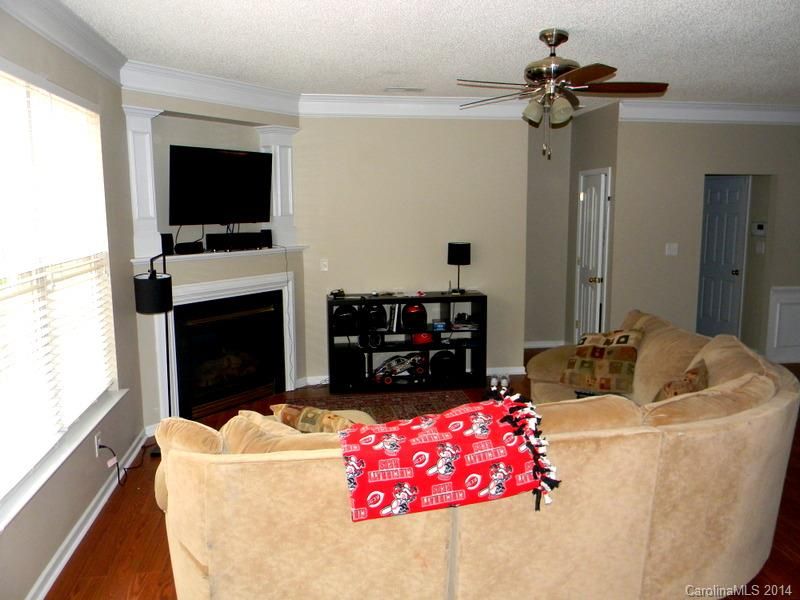 7021 Chieftain Dr #254, Charlotte, NC 28216
