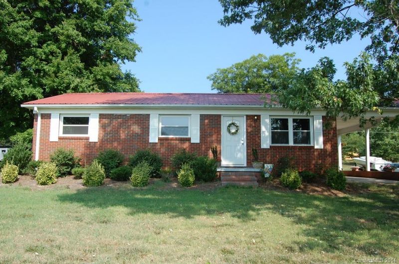 150 E Monbo Rd, Statesville, NC 28677