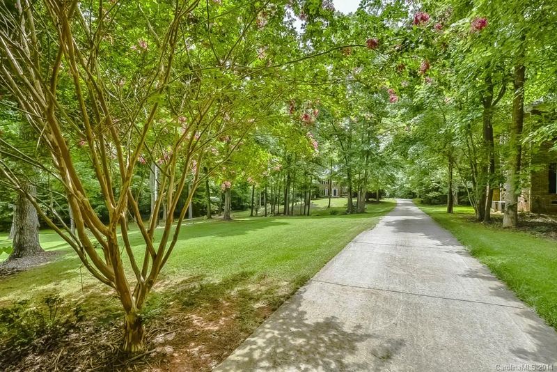 1430 Longleaf Ct, Weddington, NC 28104