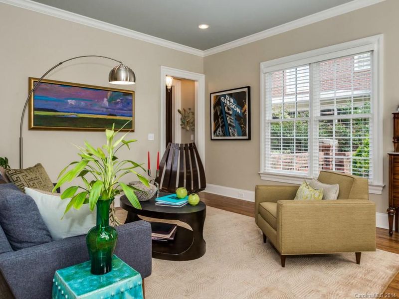 1126 S Kings Dr #24, Charlotte, NC 28207