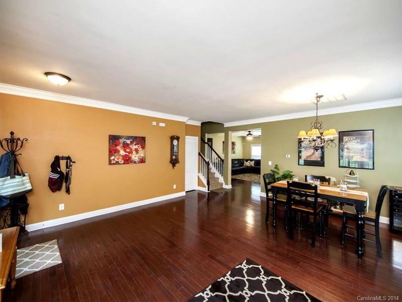 9119 Seamill Rd, Charlotte, NC 28278