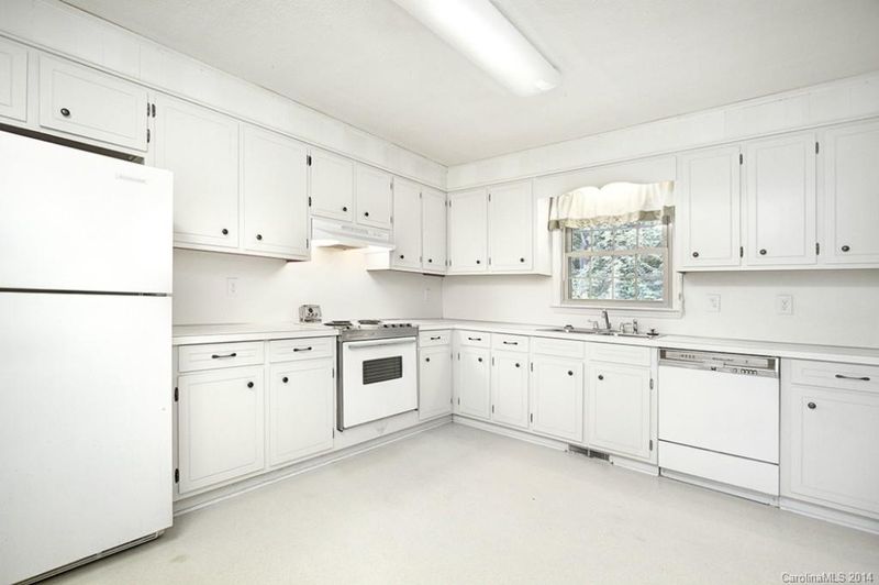 406 Brookgreen Dr, Monroe, NC 28112