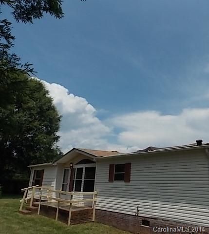 122 Flake Rd, Harmony, NC 28634