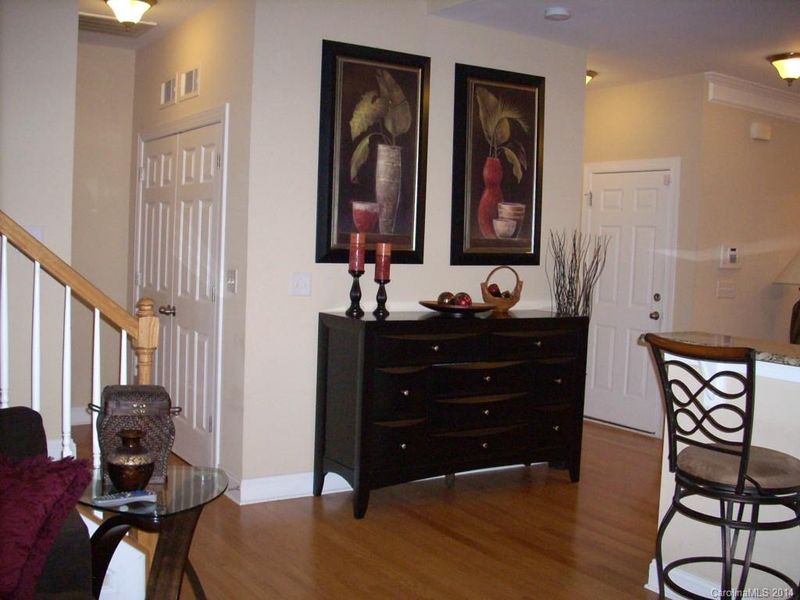 8006 Suttonview Dr #L12, Charlotte, NC 28269