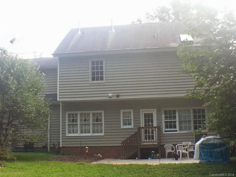 2930 Windsor Chase Dr, Matthews, NC 28105