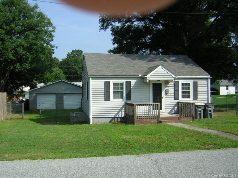 515 Charles St, Kannapolis, NC 28083