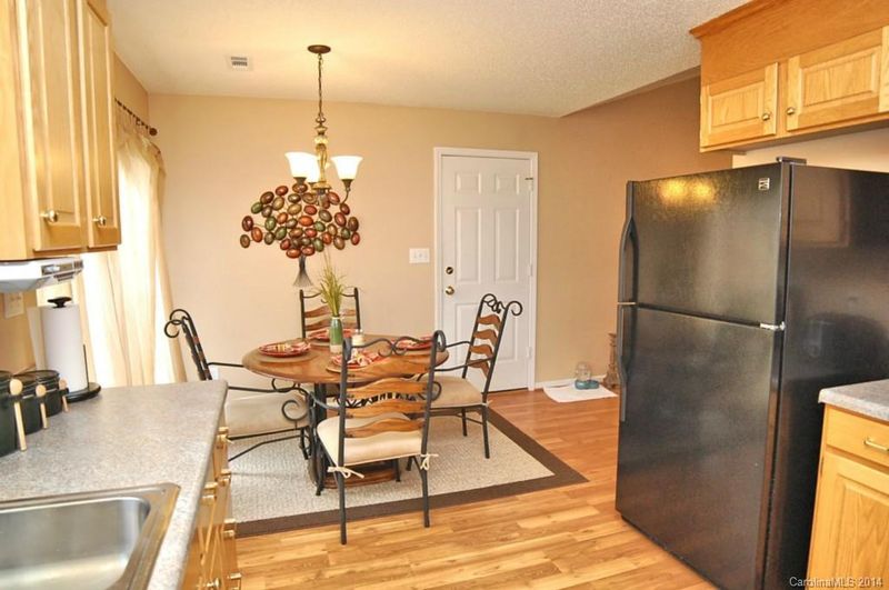 609 White Oak Ln #57, Matthews, NC 28104