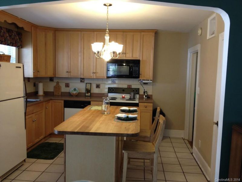 77 Hillside Ave SW, Concord, NC 28025