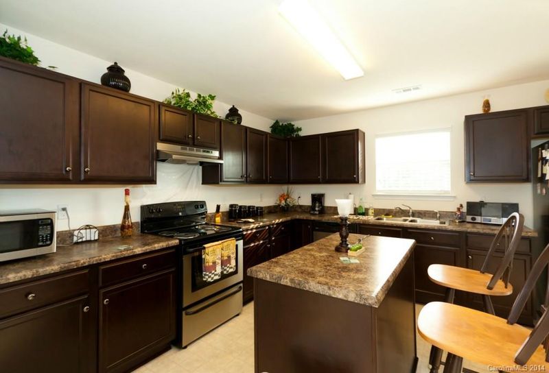 622 Hallstead St #186, Concord, NC 28025