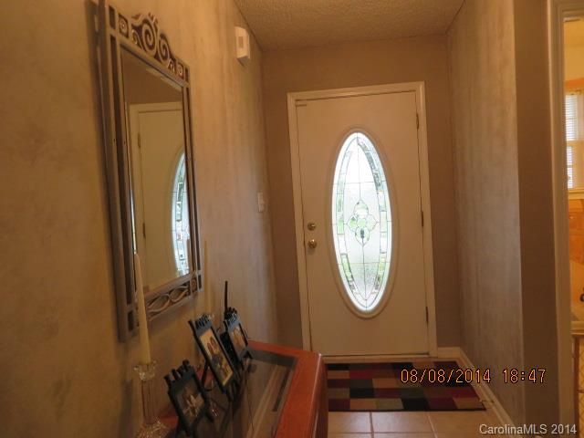 420 Glencroft Dr, Wingate, NC 28174