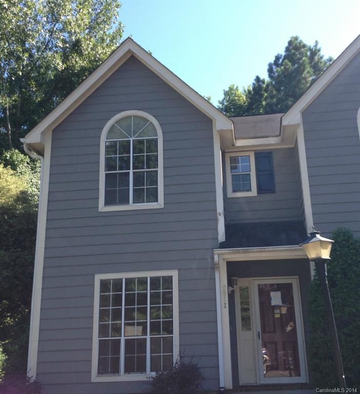 2817 Iron Gate Ln #2817, Charlotte, NC 28212