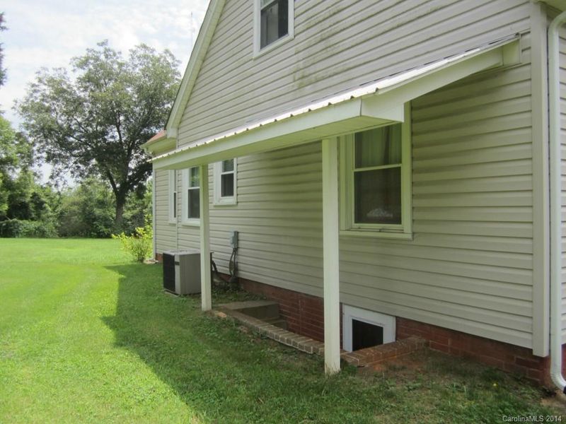 1388 Startown Rd, Lincolnton, NC 28092