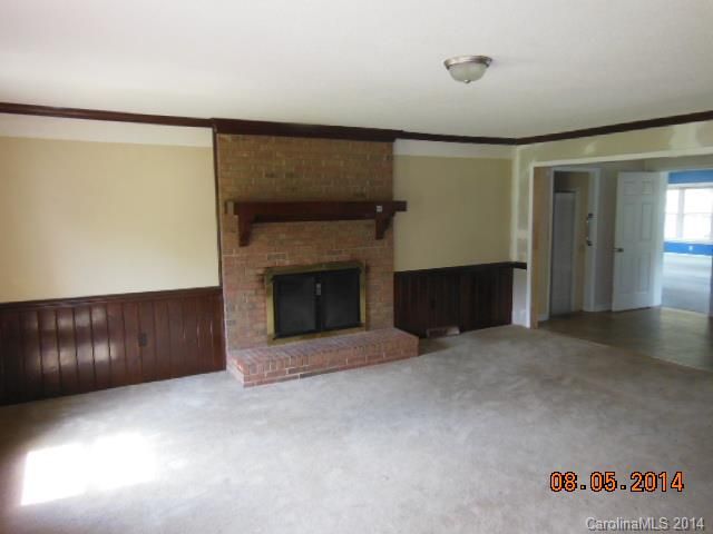 488 Woodend Dr, Concord, NC 28025