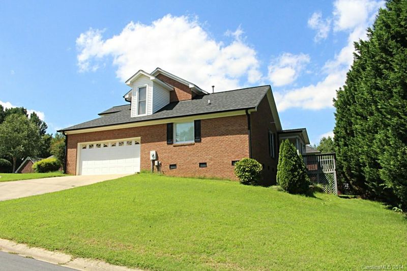 1172 Belmont Ct, Concord, NC 28027