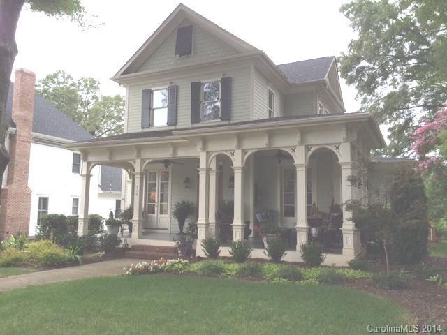 514 Walnut St, Davidson, NC 28036