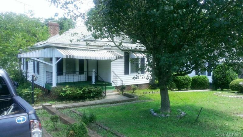 906 Grace Ave, Kannapolis, NC 28083