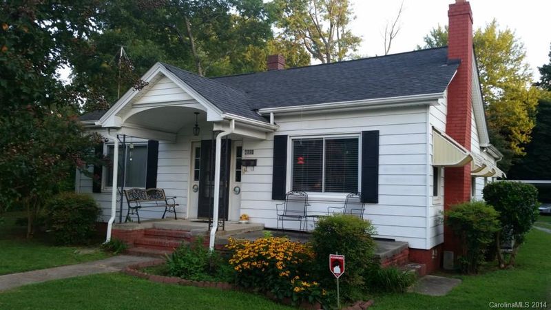 4601 Hovis Rd, Charlotte, NC 28208