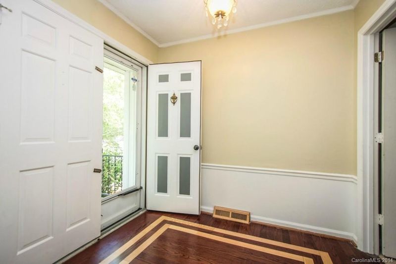 7027 Marlbrook Dr, Charlotte, NC 28212