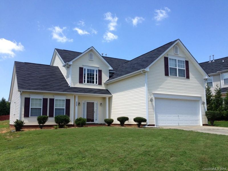 2860 Island Point Dr, Concord, NC 28027