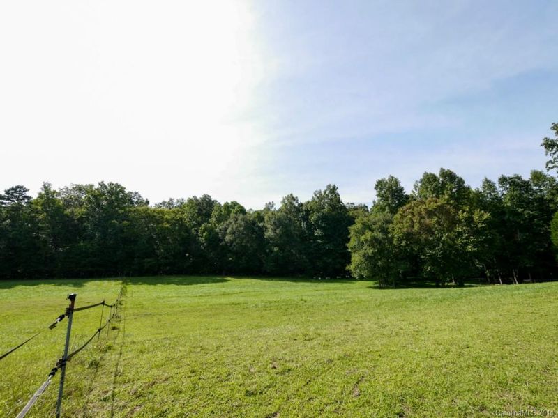 450 Old Carriage Rd, Clover, SC 29710