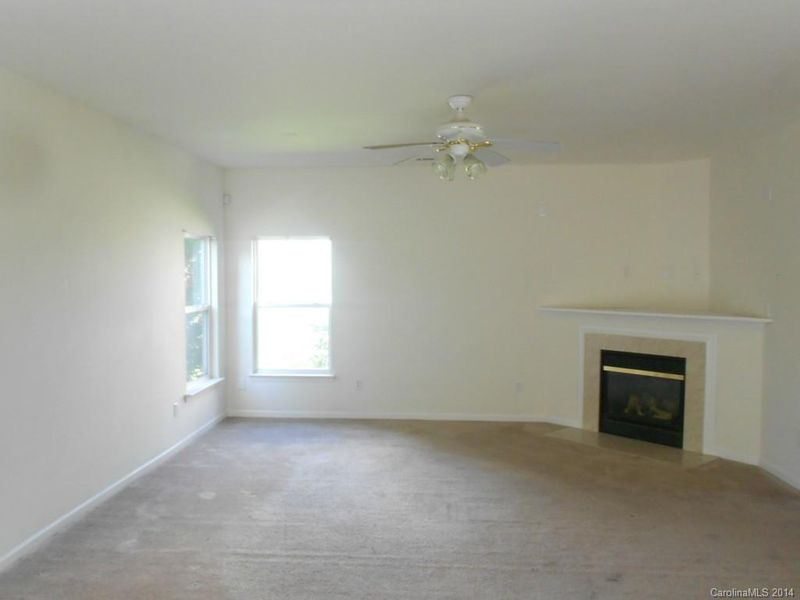 1534 Ladora Dr, Charlotte, NC 28262