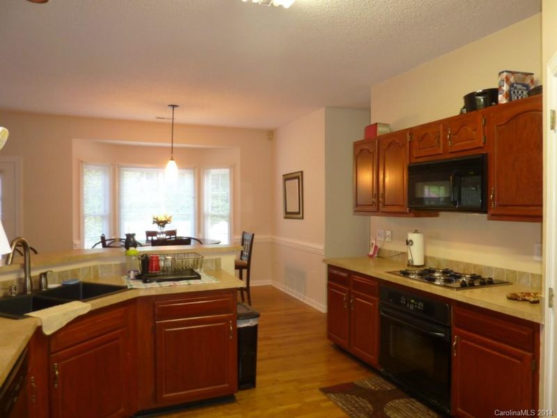 6437 Dawnmist Ln, Charlotte, NC 28269