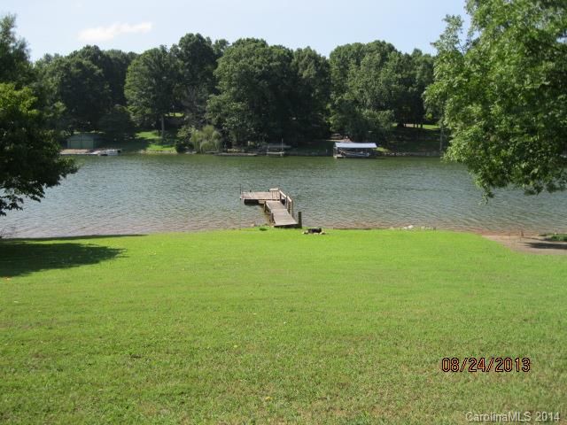 8337 Drena Dr, Sherrills Ford, NC 28673