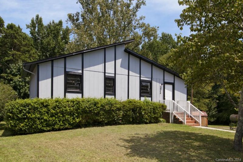 1549 Kingston Dr, Kannapolis, NC 28083