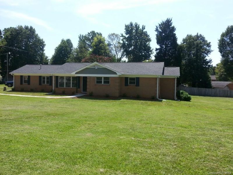 6308 Burmith Ave, Charlotte, NC 28269
