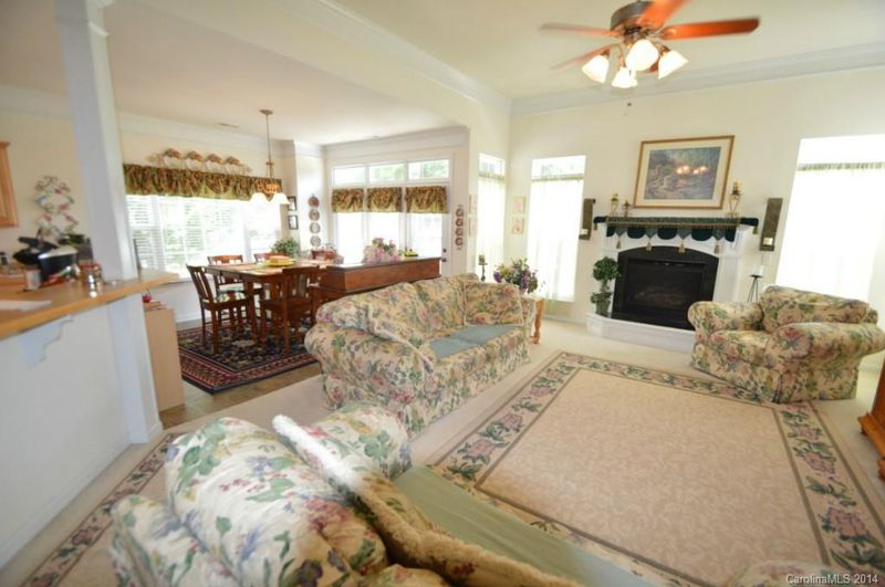 10821 Mccamie Hill Pl, Concord, NC 28025