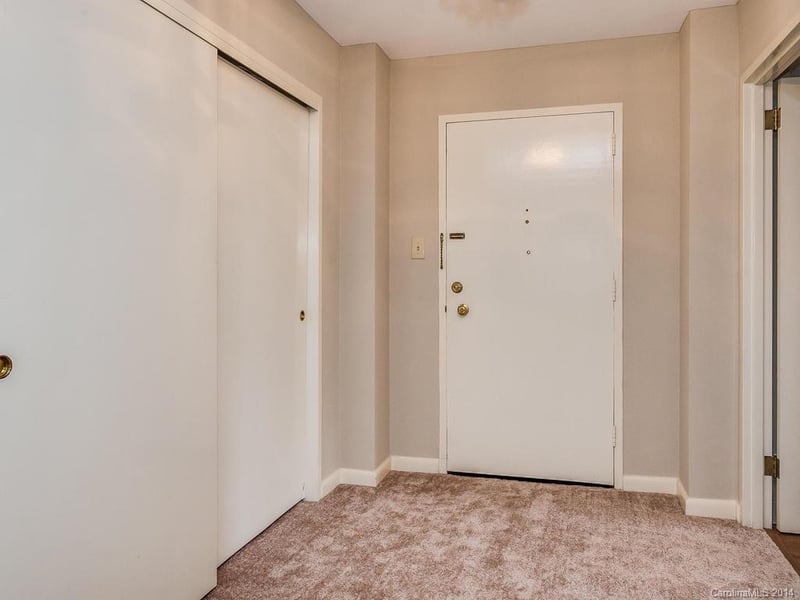 1300 Queens Rd #318, Charlotte, NC 28207