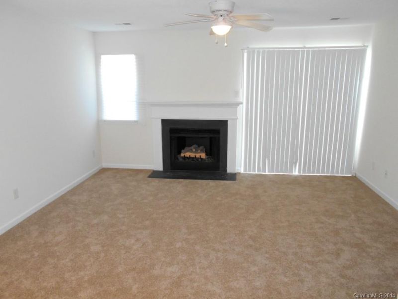 7704 Petrea Ln #-, Charlotte, NC 28227