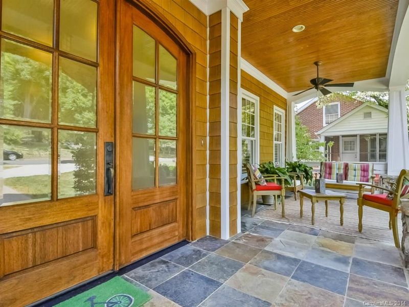 1562 Clayton Dr, Charlotte, NC 28203