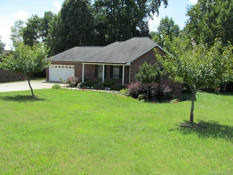 8216 Graham Rd, Denver, NC 28037