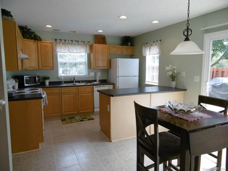 5701 Cougar Ln #., Charlotte, NC 28269
