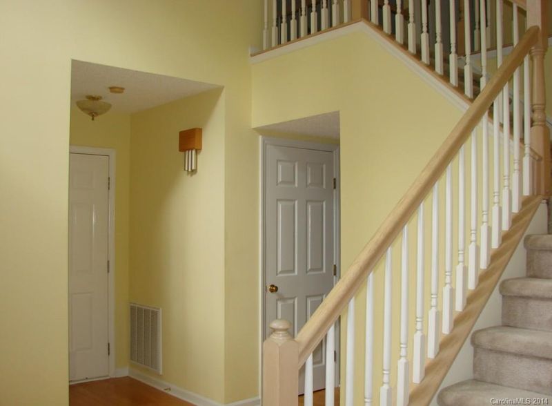 521 Halliwell St, Charlotte, NC 28262