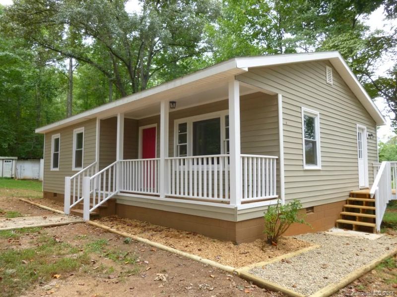 1040 Crowders Creek Rd, Gastonia, NC 28052