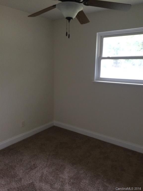 6521 Rosecran Dr, Charlotte, NC 28215