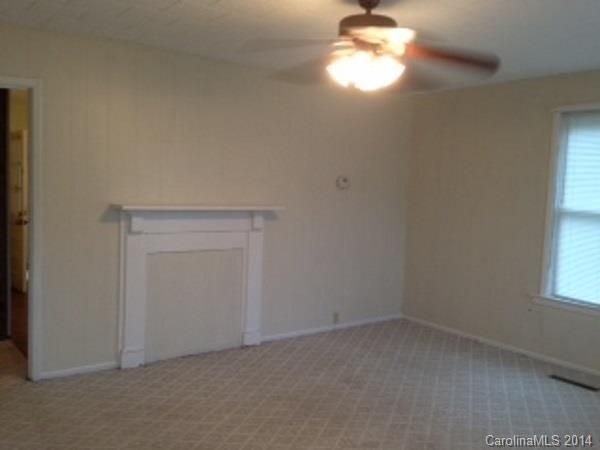 480 NW 29th Avenue Dr, Hickory, NC 28601