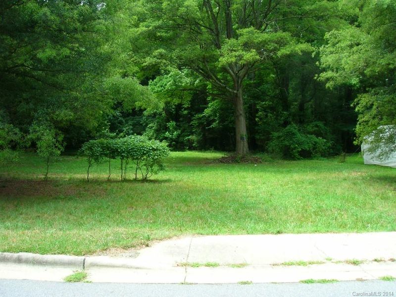 6008 Carver Blvd, Charlotte, NC 28269