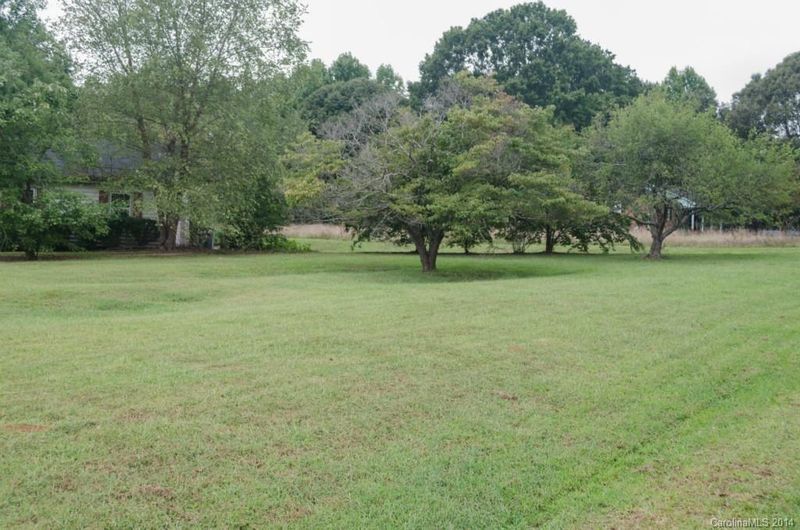 8910 Douglas Dr #5, Charlotte, NC 28217