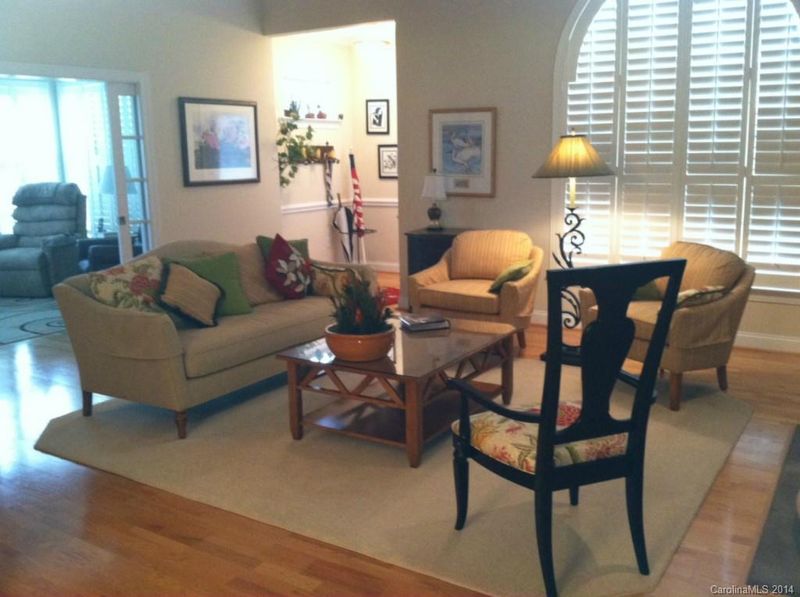 2139 N Castle Ct #2139, Matthews, NC 28105