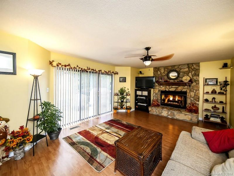 7035 Cambridge Ct, Tega Cay, SC 29708