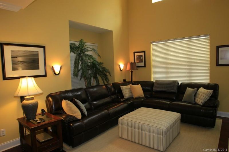 8127 Village Harbor Dr #23, Cornelius, NC 28031