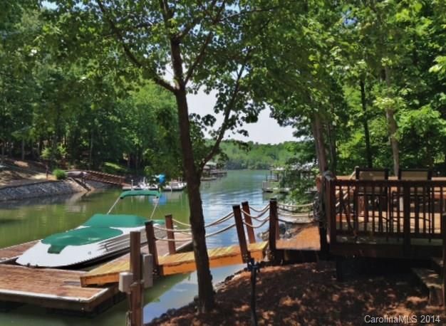 135 Sierra Woods Dr, Troutman, NC 28166
