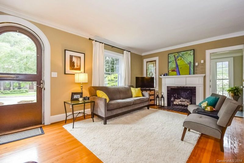 348 Tranquil Ave, Charlotte, NC 28209