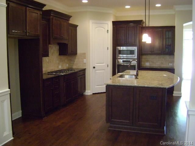 205 Heron Cove Dr #457, Mount Holly, NC 28120
