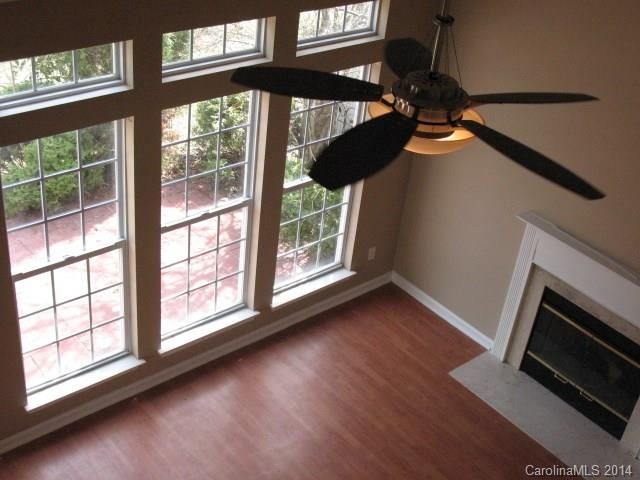 8209 Upsall Ct, Charlotte, NC 28215